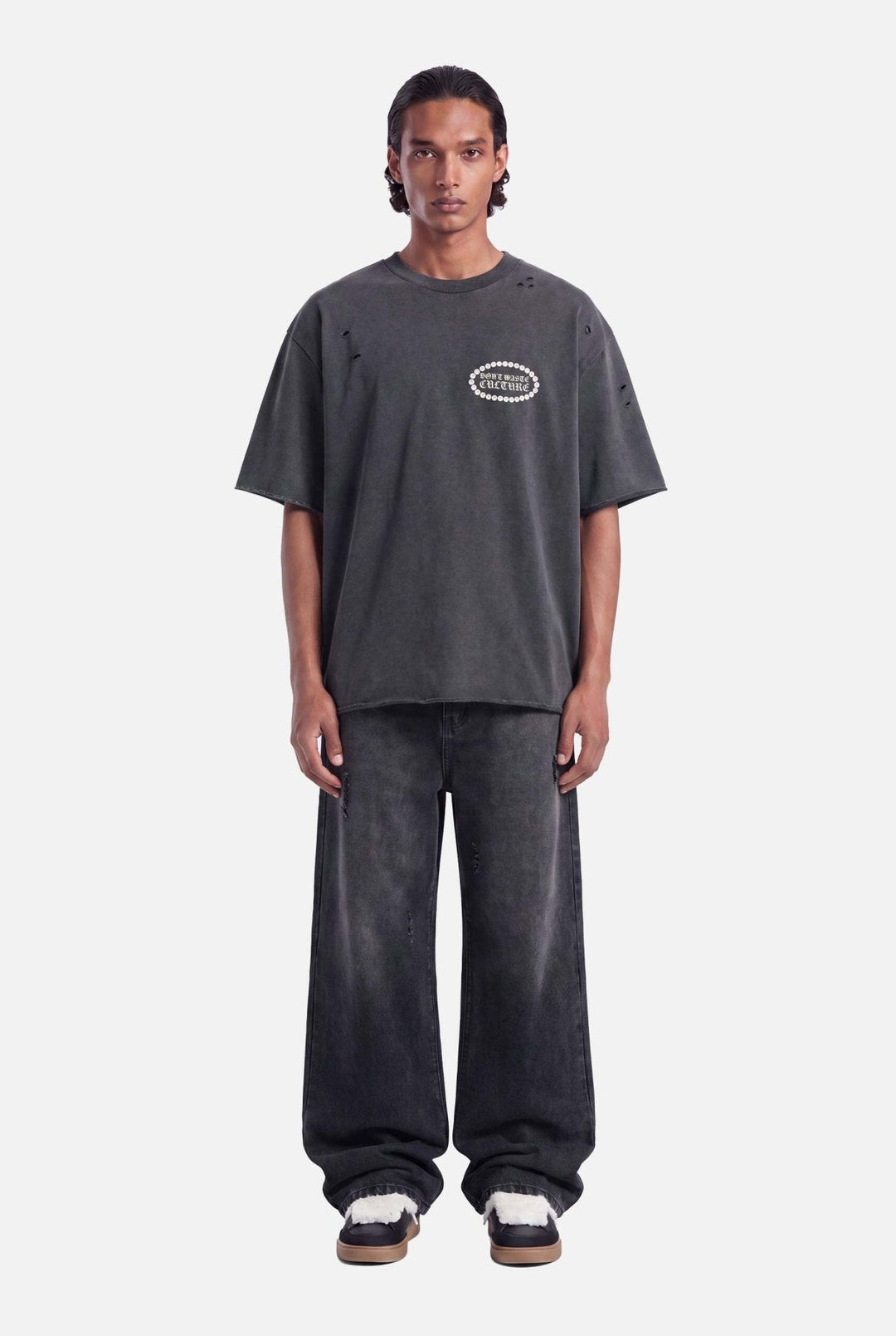 Alune T-shirt | Black - Early access Don't Waste Culture