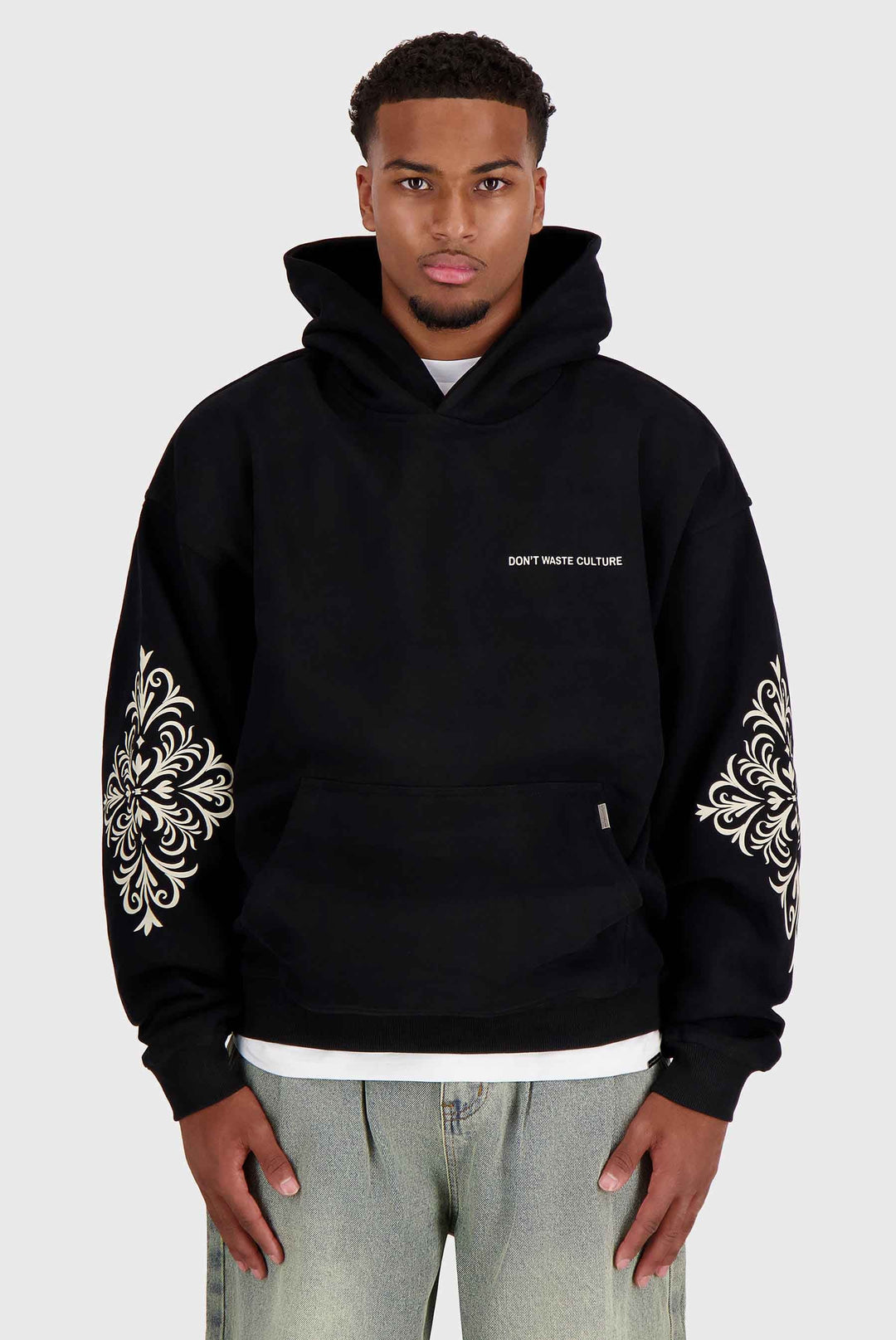 Yulani | Black