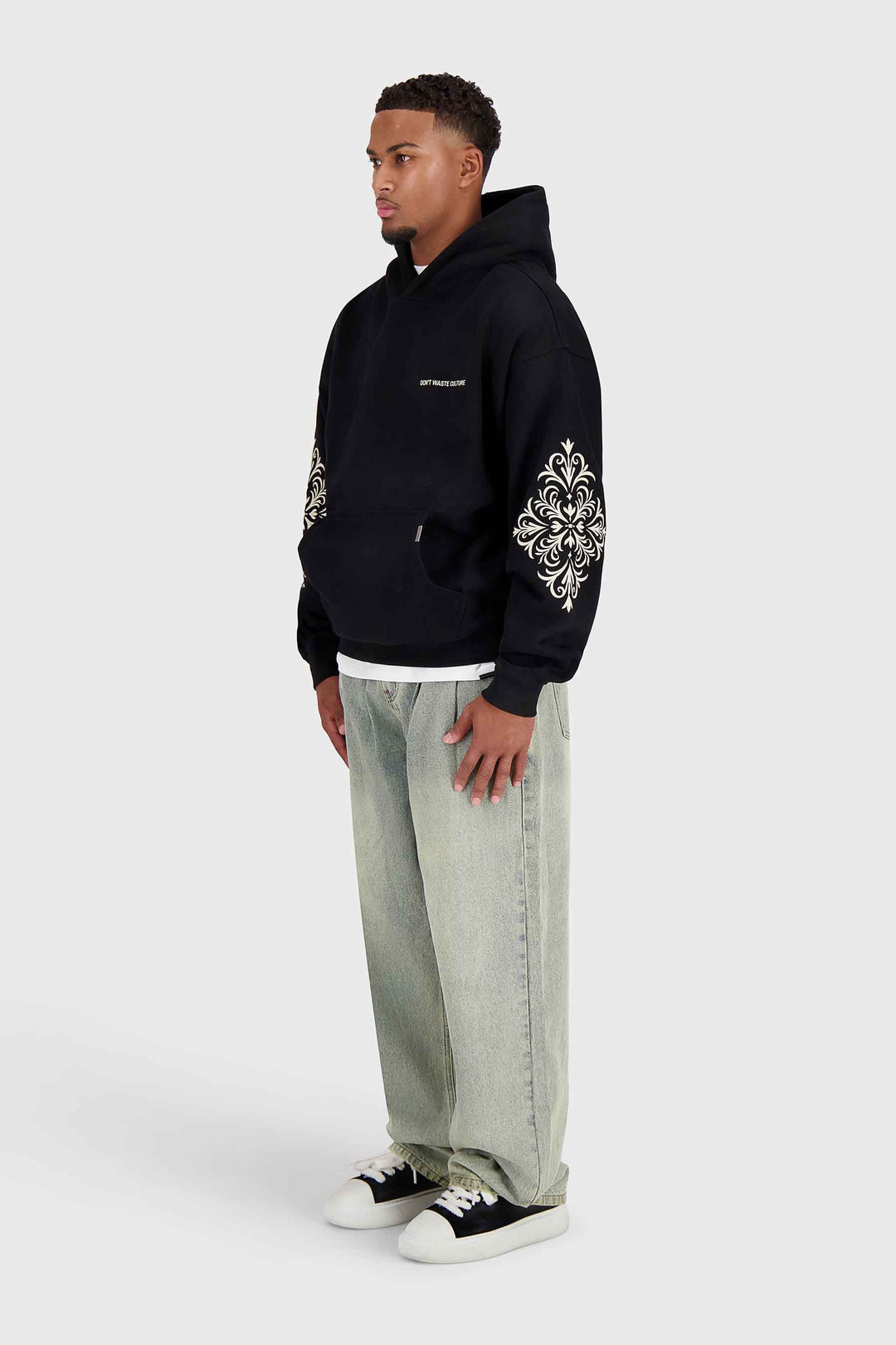 Yulani | Black